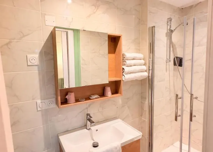 호텔 Le Lion D'or 라 셰즈 듀